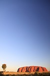 Uluru tijdens zonsondergang
