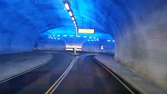 Even onverwacht...maar toch wel gaaf, zo'n ufo, herstel rotonde midden in de tunnel!