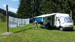 We zijn inmiddels volleerde roma's / tokkies :-) Maar het huishouden gaat gewoon door!
