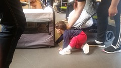 Puk in de bench in de metro van Valencia...veel bekijks!