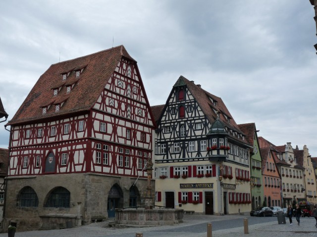 P1400676