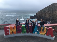La Bufadora met de abuelos van Tris