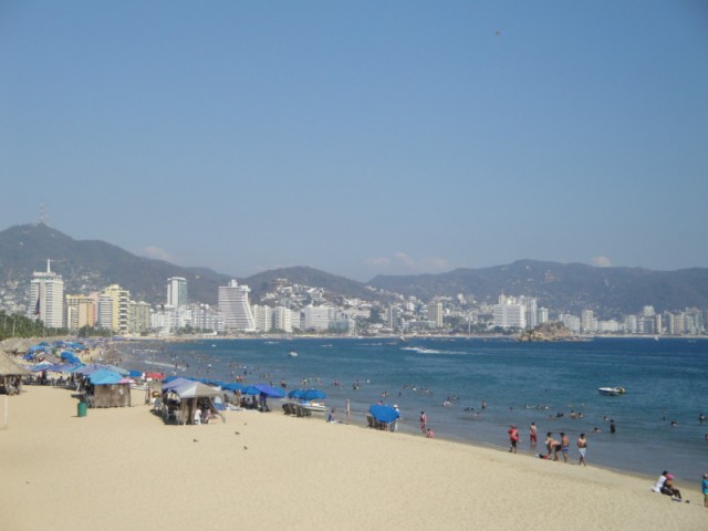 Playa Hornitos