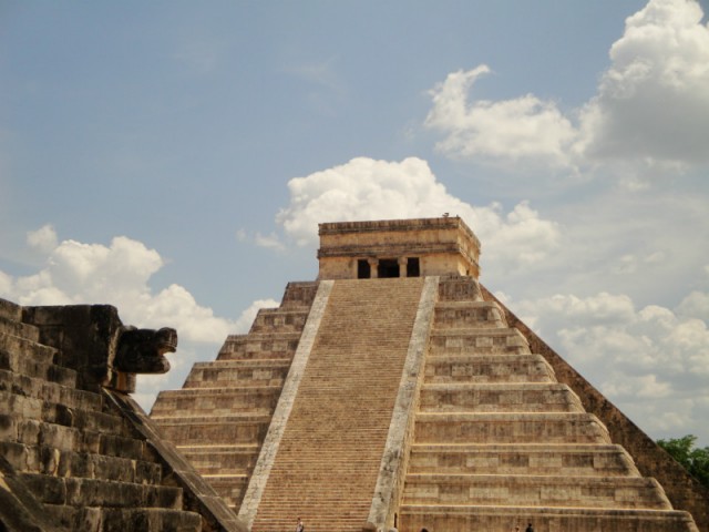 El Castillo