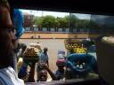 nooit met honger of dorst in de bus