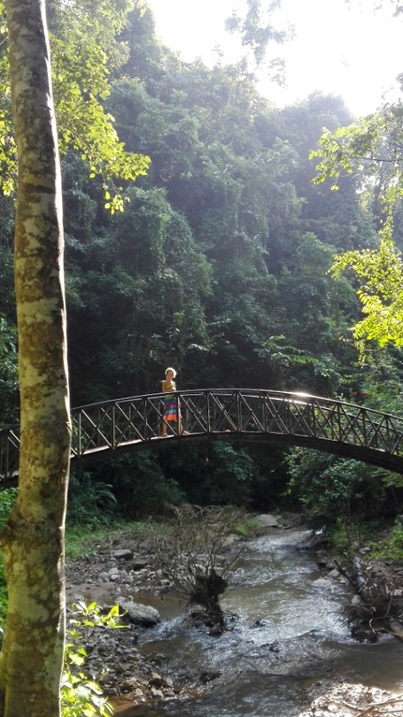 Nam Dee waterfall - Luang Namtha