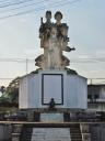 Vietnam-Cambodja friendship monument!?