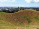 Uitzicht over Auckland centrum vanop Mount Eden.