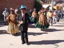 Dansende, dronken feestgangers in Valle de la Luna