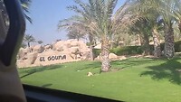 El Gouna onderweg met bus