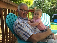 Knuffelen met opa