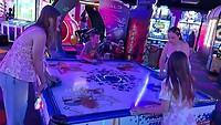 Airhockey met z'n 4en!