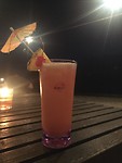 Lekker fruitsap op het strand
