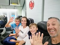 Ready for take off 🖐️ to AMS ✈️