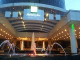 Holiday Inn Atrium - Hoofdingang