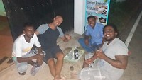 Afscheidsborrel Alex met Challa en Nisanthe