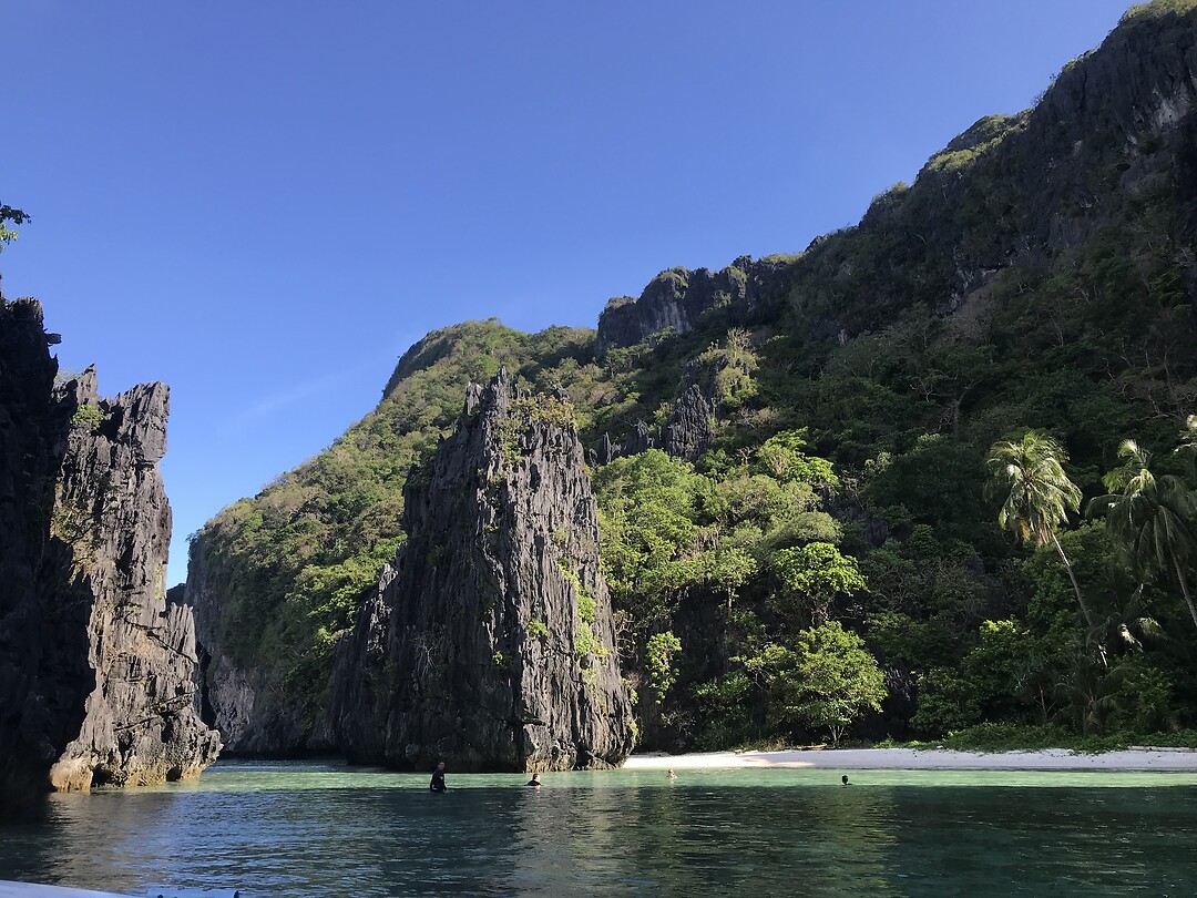 Hidden Beach in de Bacuit Archipel