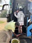 Schoenen schoon voor instap in de bus