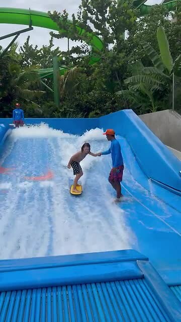 Surf simulator