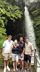 Bij de waterval