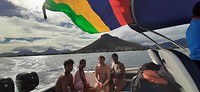 Op de boot in de ochtendzon