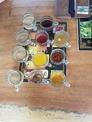 Proeverij van thee en koffie
