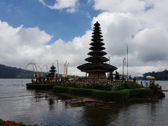 Tempel in het water