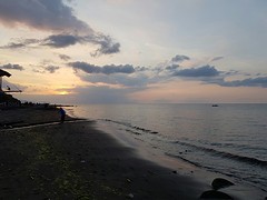 Zonsondergang op het strand