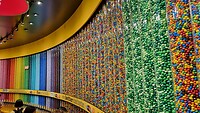 M&M-store