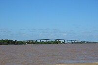 Jules Wijdenboschbrug over de Surinamerivier (oftewel 'De Bosjebrug')