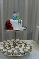 De bruidstaart met Anne en Carmen