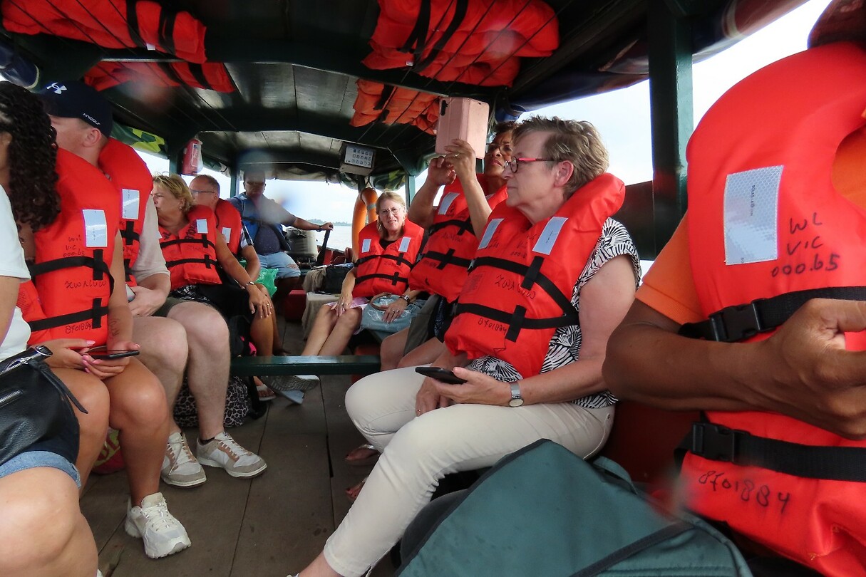 Op dolfijnencruise