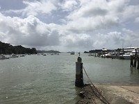 de veerboot komt eraan
