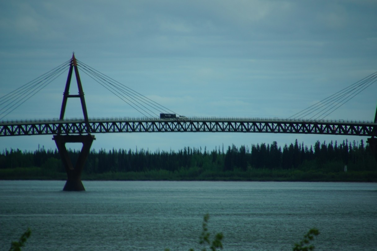 deh_cho_bridge[1]