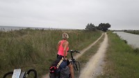 We moesten vandaag door moerasgebied fietsen