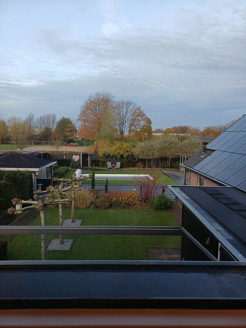 Uitzicht op zwembad