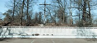 Muur met namen op Fusilladeplaats Vught