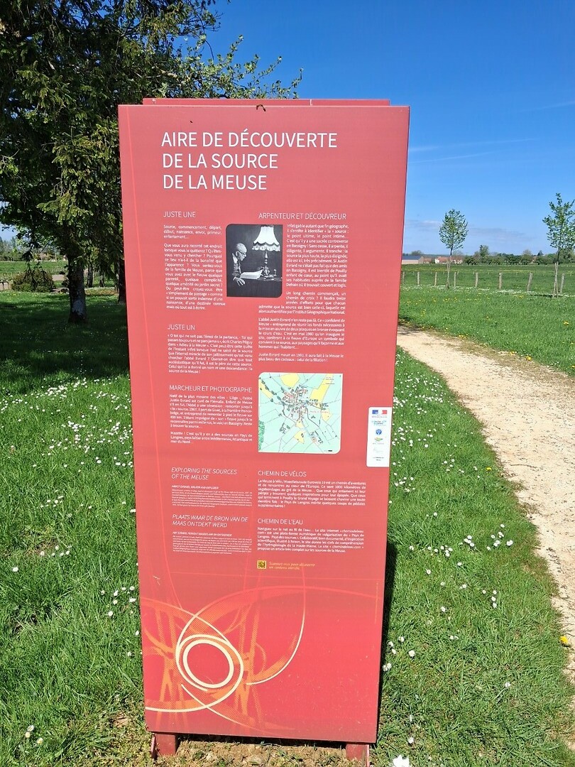 Infobord bij de bron