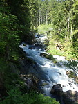 Bij de waterval