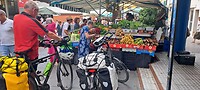 Markt voor de Mercado de Abastos