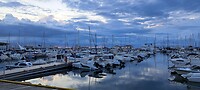 Mooi lucht boven de haven