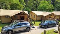 Can bora lodges Girona