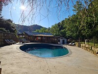 Can Bora lodges