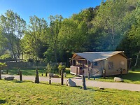 Can Bora lodges