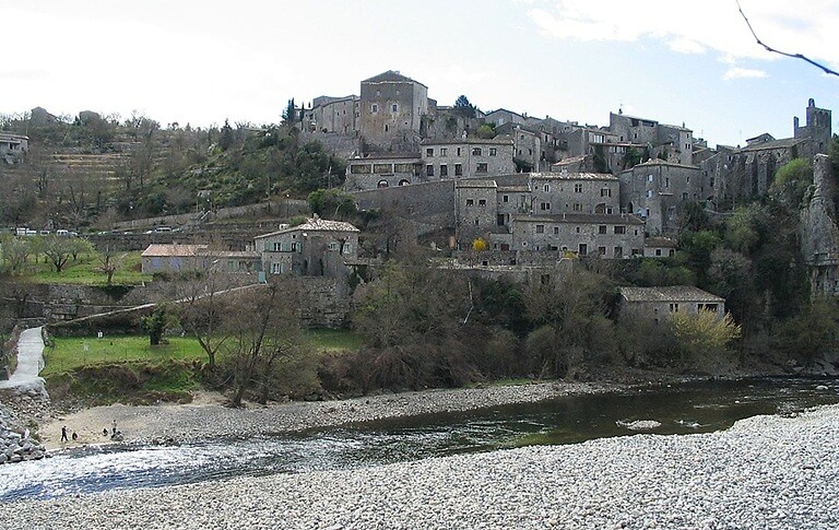Balazuc00