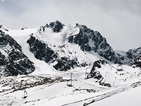 Snow, snow, snow...
