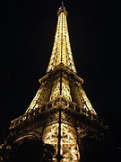 Eiffeltoren bij nacht
