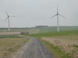 Lange weg kort voor Chateau Porcien.