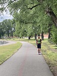 Op de step naar de stad
