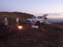 Boy en Andre maken braai klaar